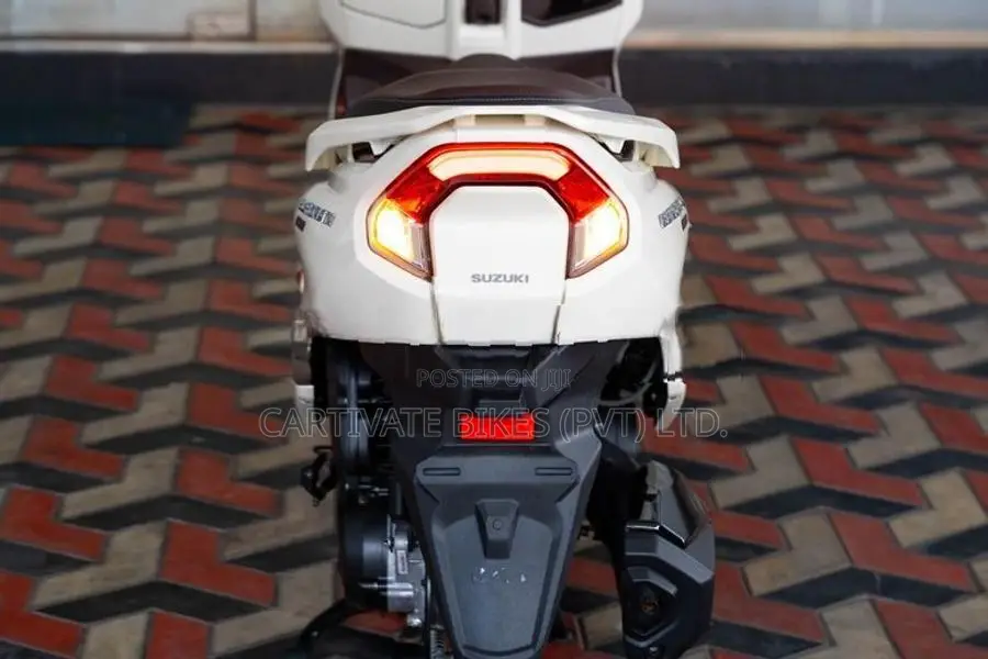 Suzuki Burgman 125 TFT 2026