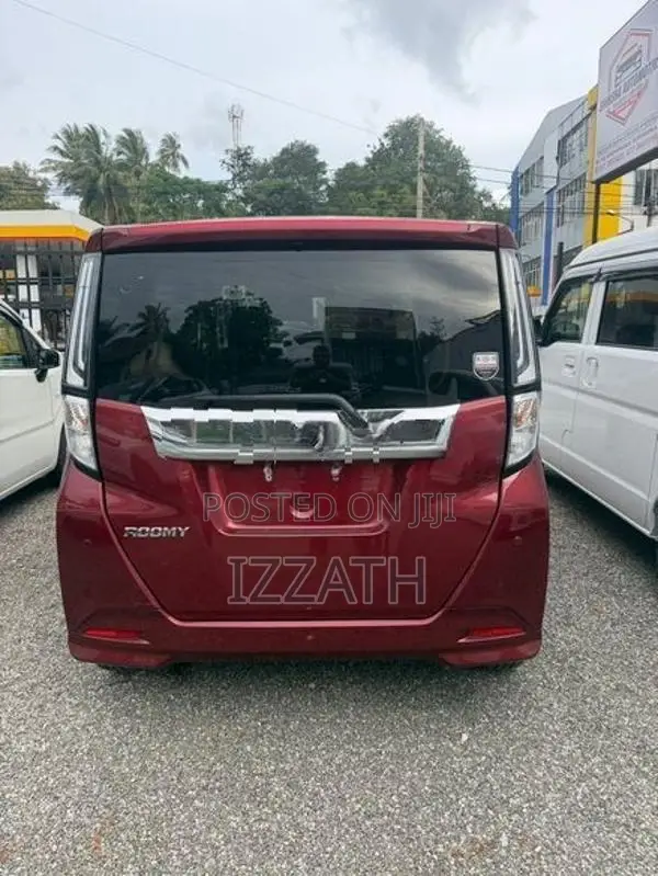 Toyota Roomy 2023