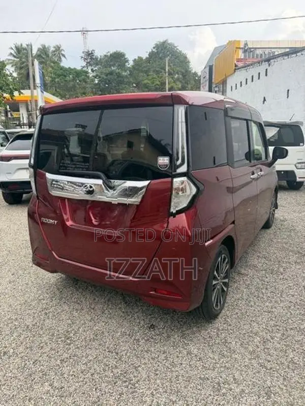 Toyota Roomy 2023
