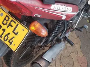 TVS Metro 2015