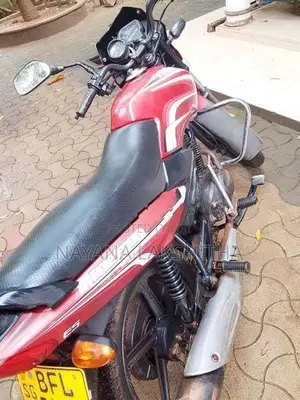 TVS Metro 2015
