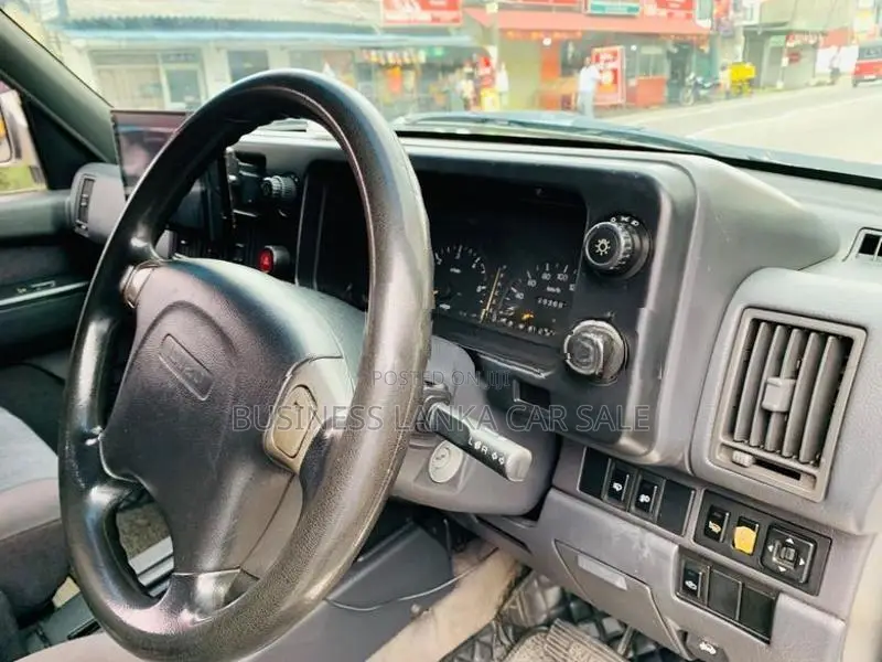 Isuzu Trooper 1991