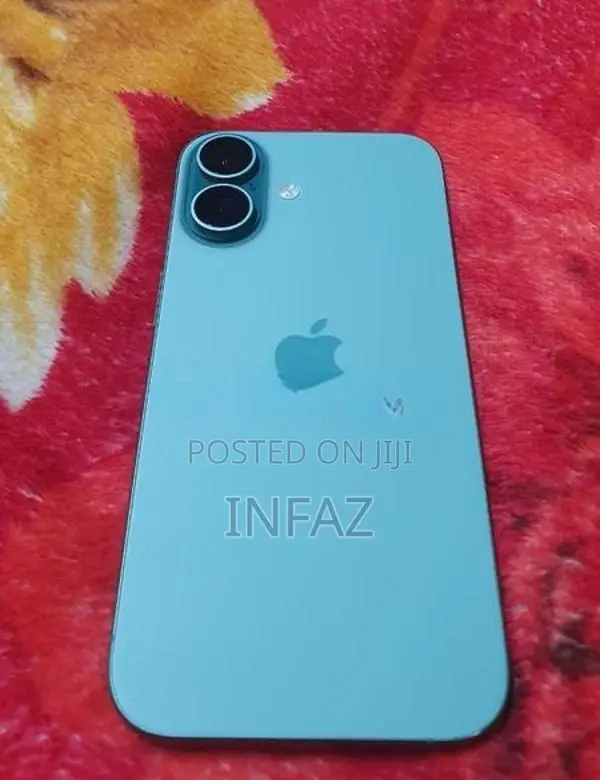 Apple iPhone 16 (Used)