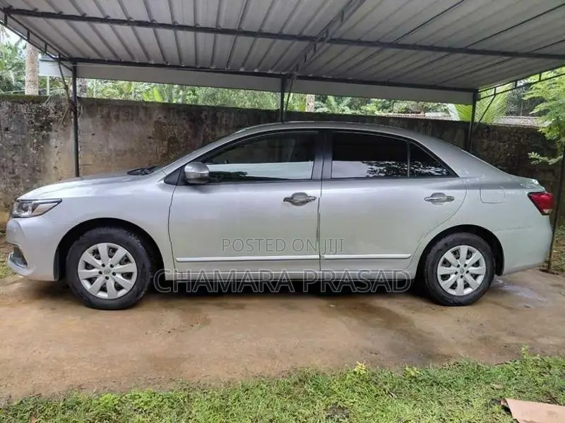 Toyota Premio 2017