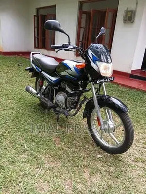 Bajaj CT100 2025