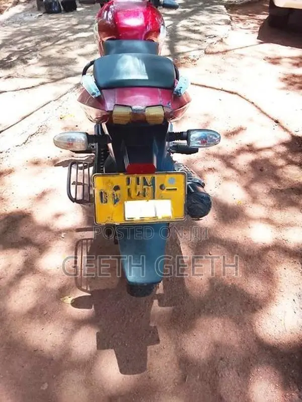 Bajaj Pulsar 180 2009