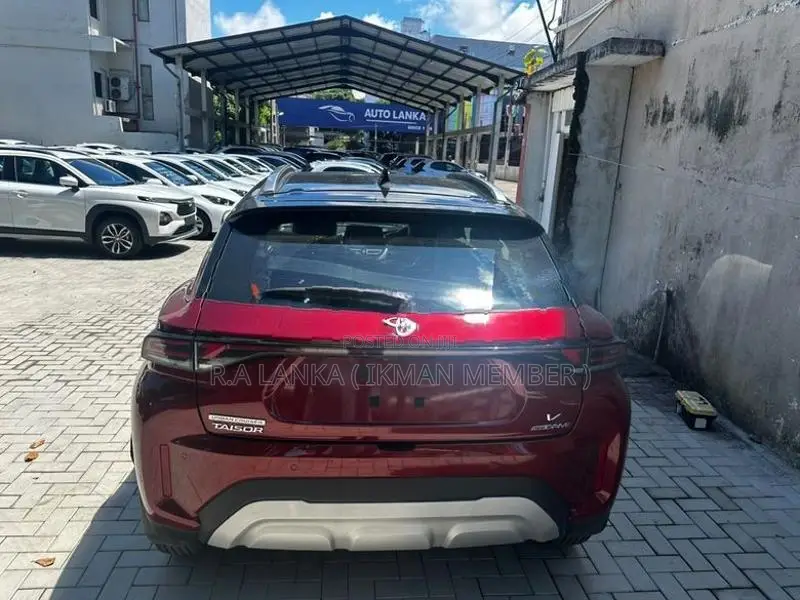 Toyota Taisor V GRADE 2026DualTone 2026
