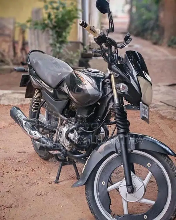 Bajaj Platina 100 ES 2018