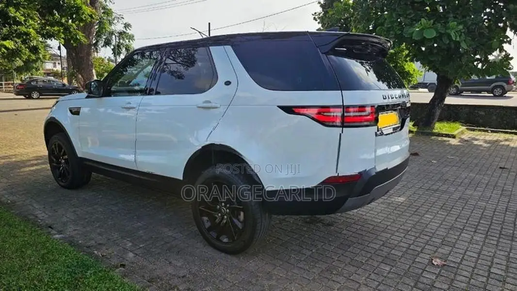Land Rover Discovery 5 Dynamic HSC/ 2017