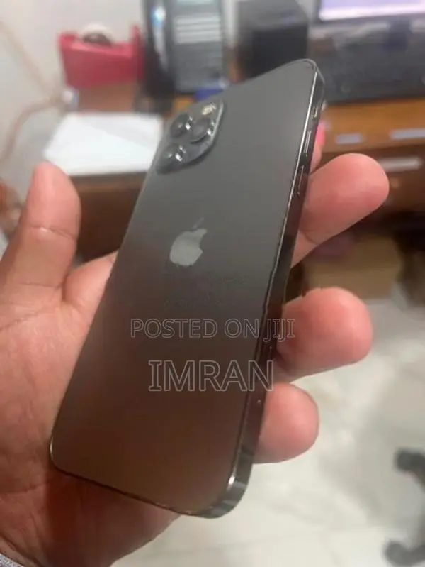 Apple iPhone 12 Pro (Used)