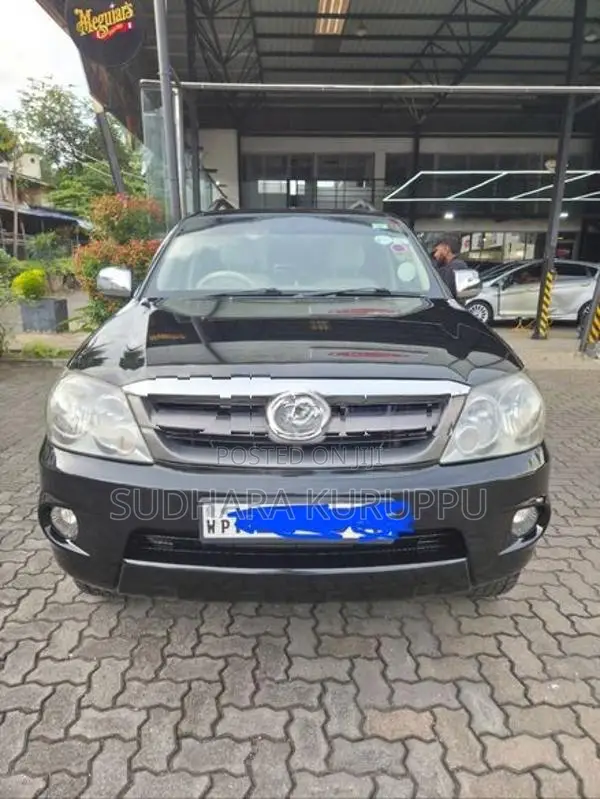 Toyota Fortuner 2006