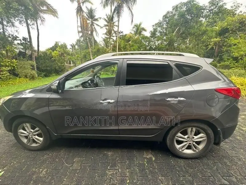 Hyundai Tucson 2012