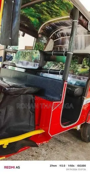 Bajaj RE 1998