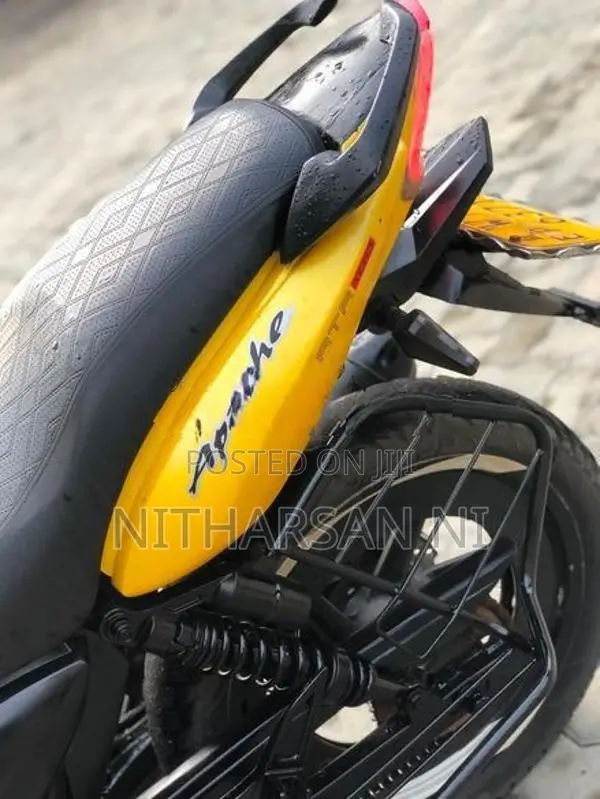 TVS Apache 2011