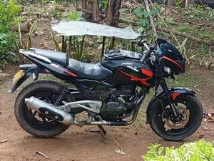 Bajaj Pulsar RS200 2007