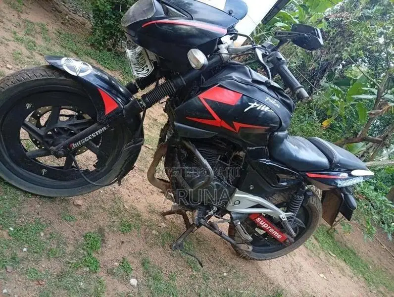 Bajaj Pulsar RS200 2007
