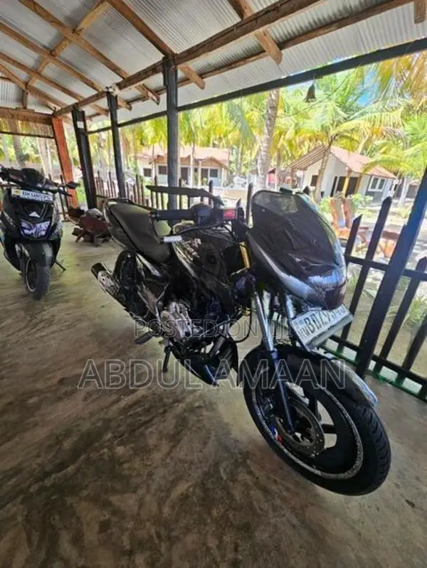 Bajaj Pulsar 150 2017