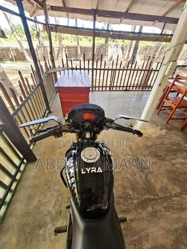 Bajaj Pulsar 150 2017