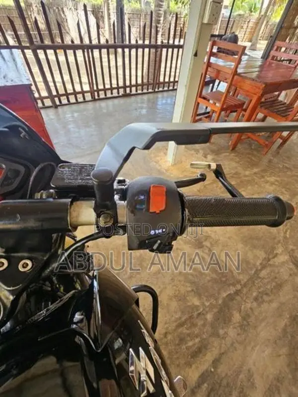 Bajaj Pulsar 150 2017