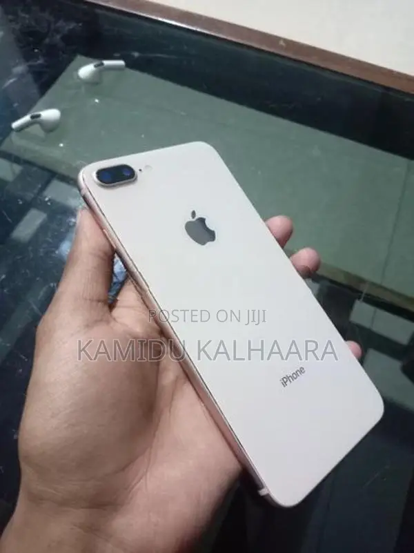 Apple iPhone 8 Plus (Used)