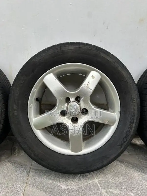 195/65/15 Tyres with15 Inch Alloy Wheels