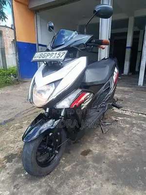 Yamaha RayZR 2018
