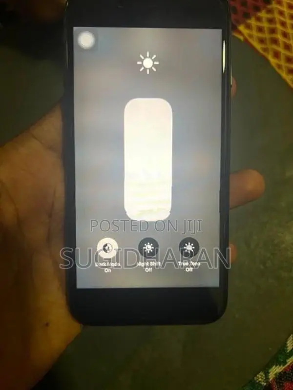 Apple iPhone 8 (Used)