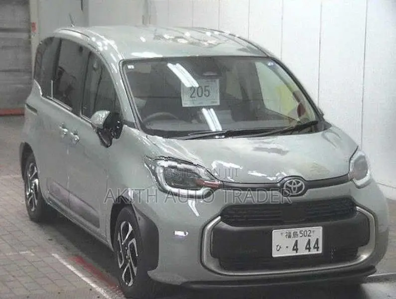 Toyota Sienta Z 2026