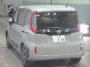 Toyota Sienta Z 2026