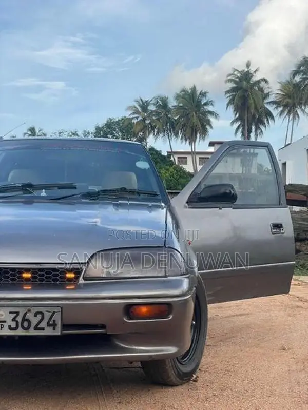 Maruti Suzuki Esteem 1995