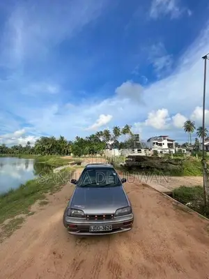 Maruti Suzuki Esteem 1995