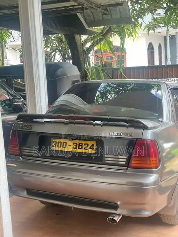 Maruti Suzuki Esteem 1995