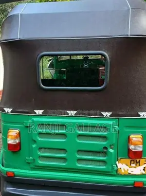 Bajaj RE 2008