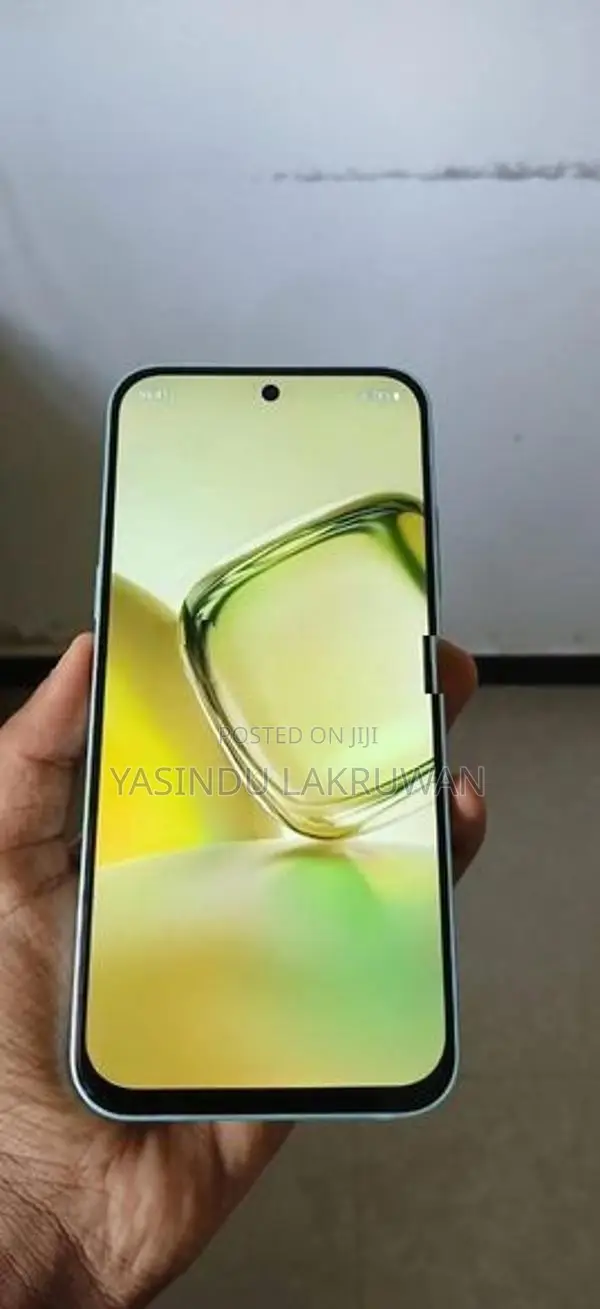 ZTE nubia V80 Design (Used)