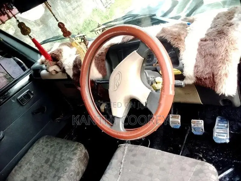 Mahindra Bolero 2015