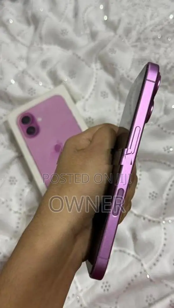 Apple iPhone 16 (Used)