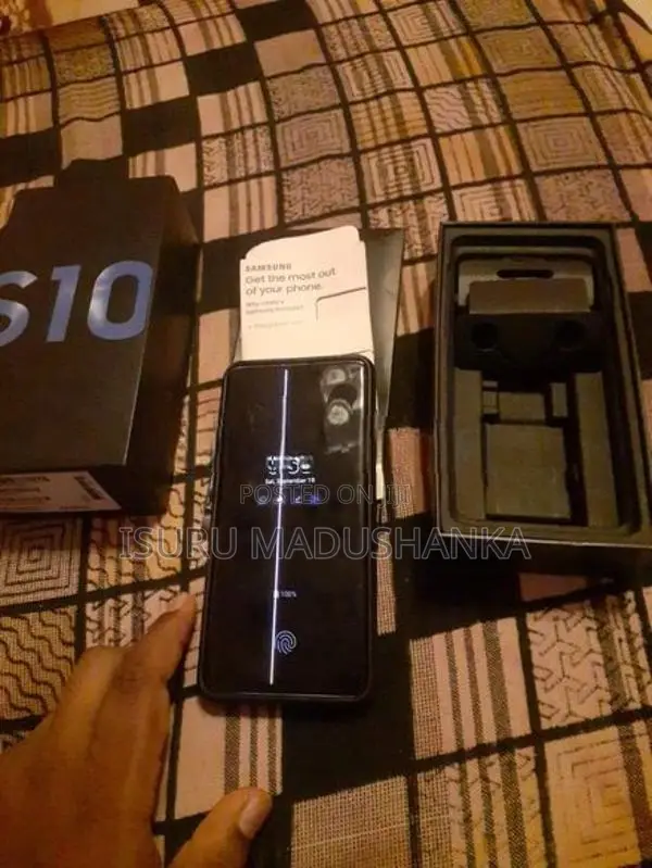 Samsung Galaxy S10 (Used)