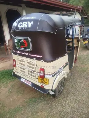 Bajaj RE 2004