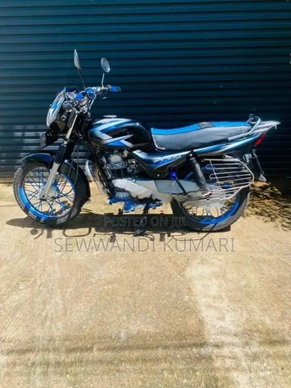 Bajaj CT100 2011