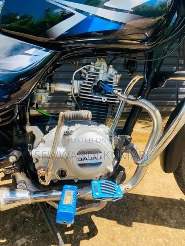 Bajaj CT100 2011