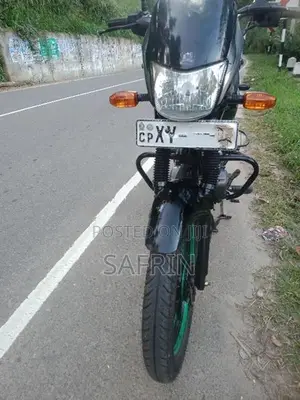Bajaj Platina 100 2012