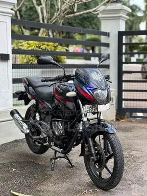 Bajaj Pulsar 180 2018