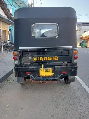 Piaggio Ape 2016