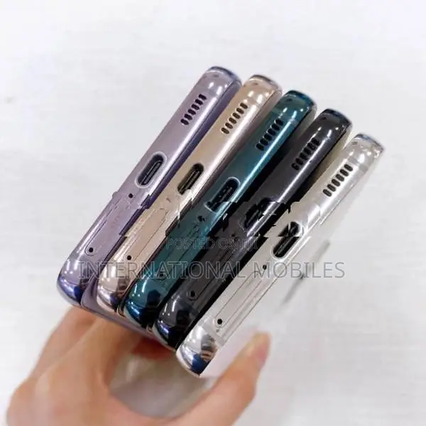 Samsung Galaxy S22 5G Fullset (Used)