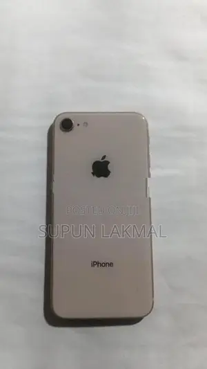 Apple iPhone 8 (Used)