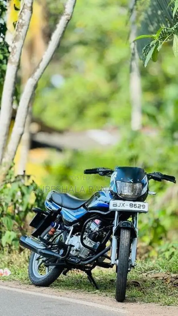 Bajaj CT100 2025