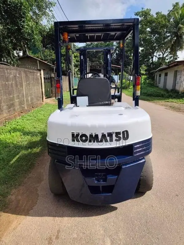 2.5T Komatsu Forklift 2000