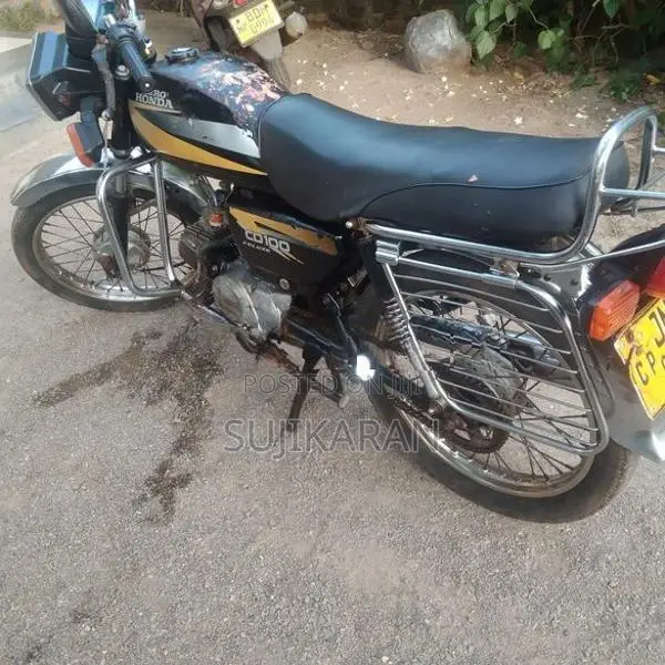 Hero CD 100 2009