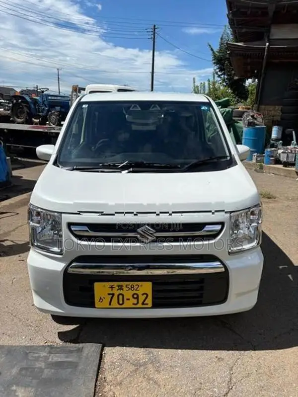 Suzuki Wagon R FX Safety 2025