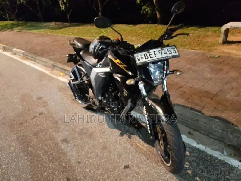 Yamaha FZs V2 2016